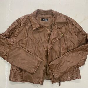 Women’s Rue 21 leather jacket size XL.